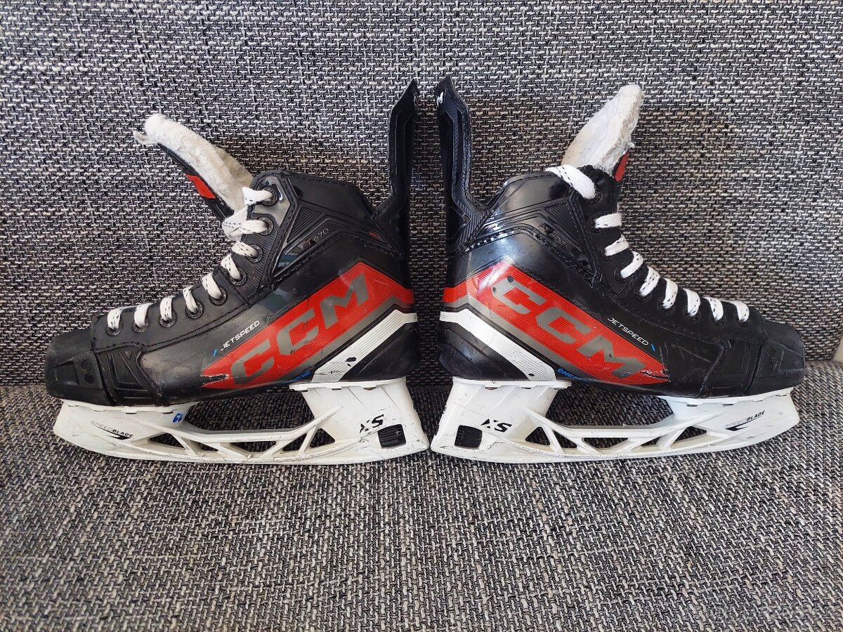 Brusle CCM JS FT670 - BEZ NOŽŮ - 4