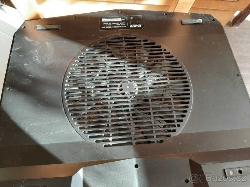 elektrický větrák pod notebook - 4
