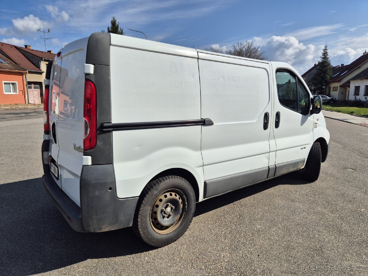 Renault Trafic - 4