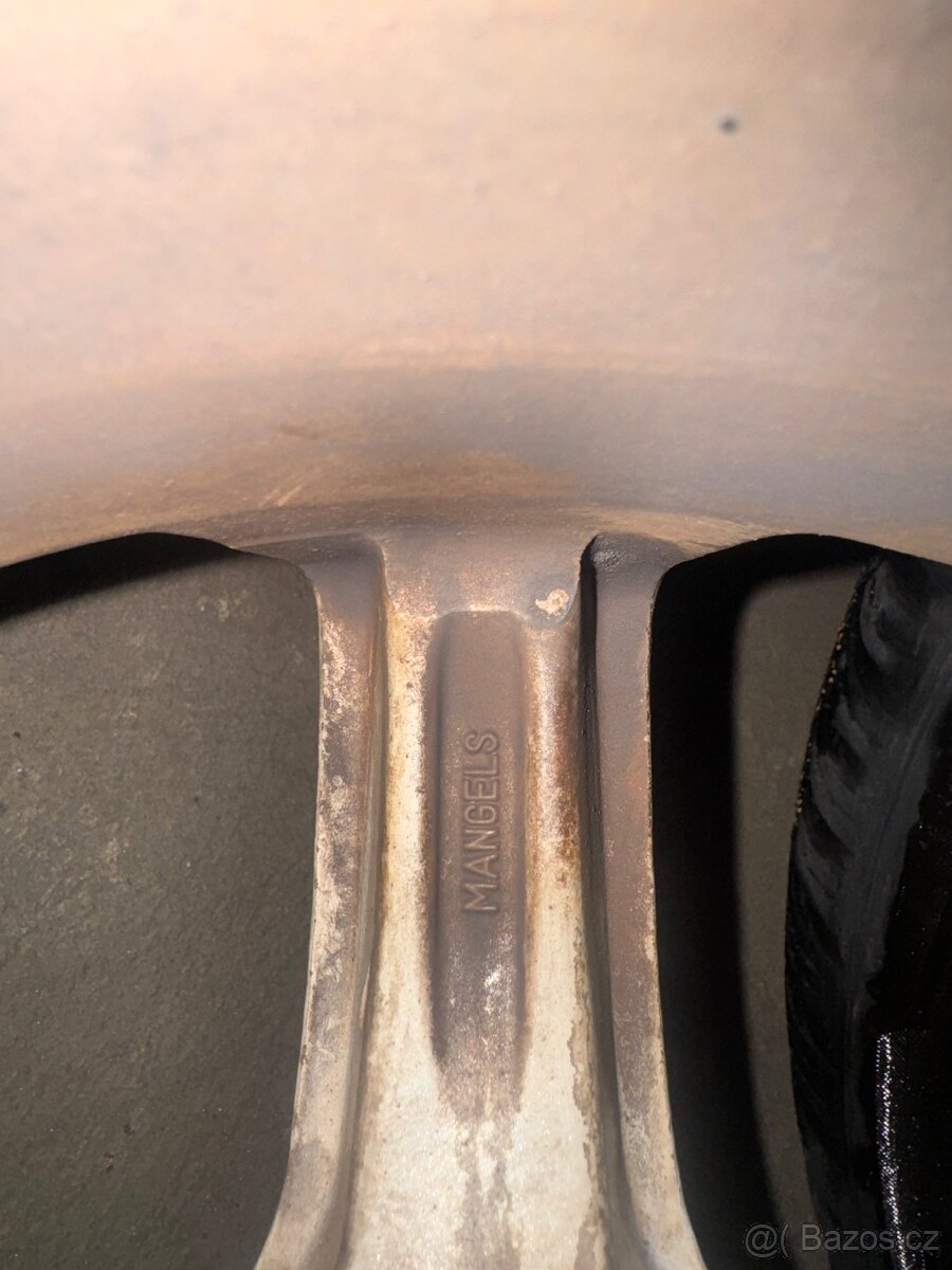 5x100R16 Mangels - 4