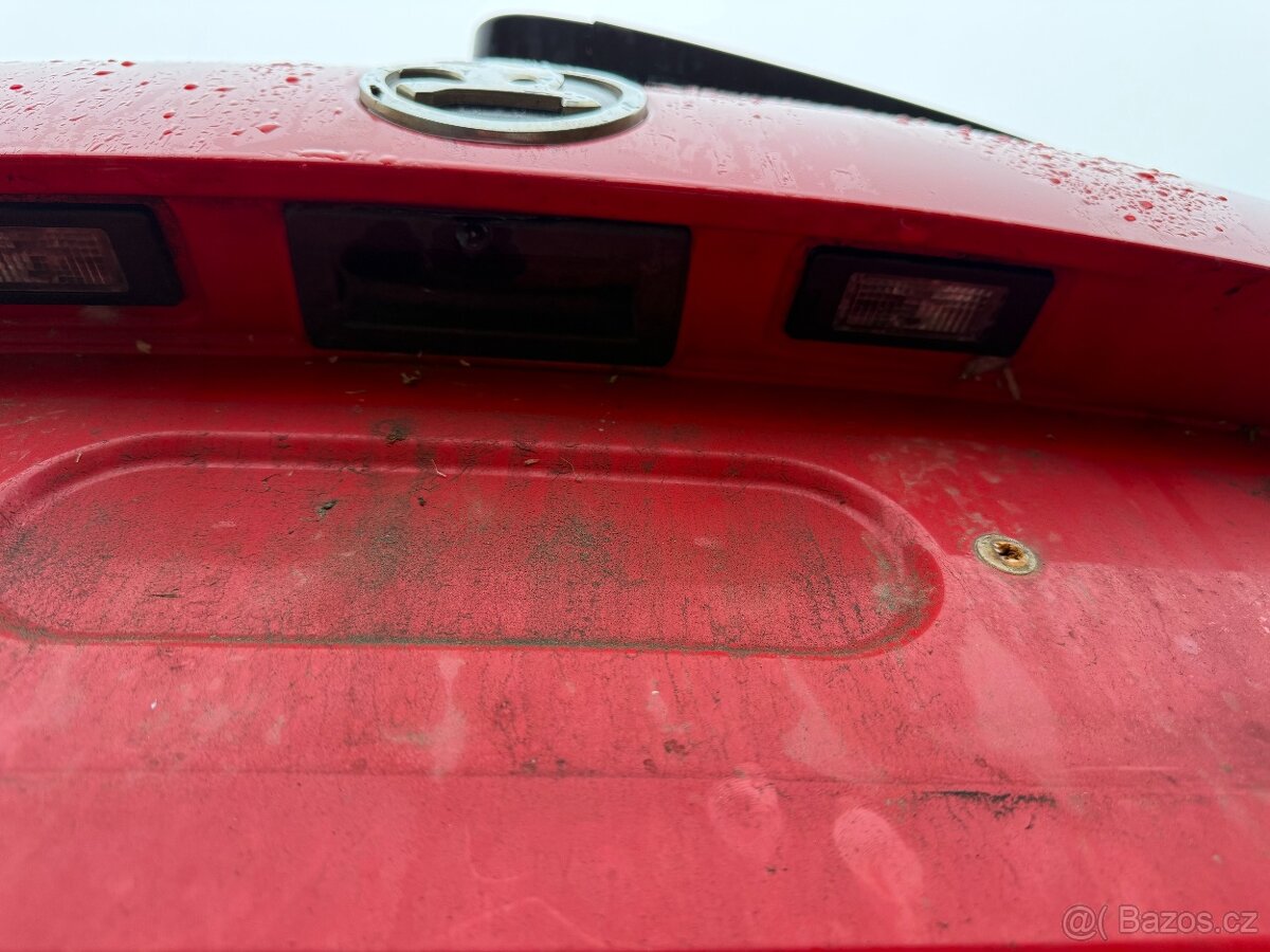 zadni pate dvere Skoda Octavia 3 kombi cervene - 4