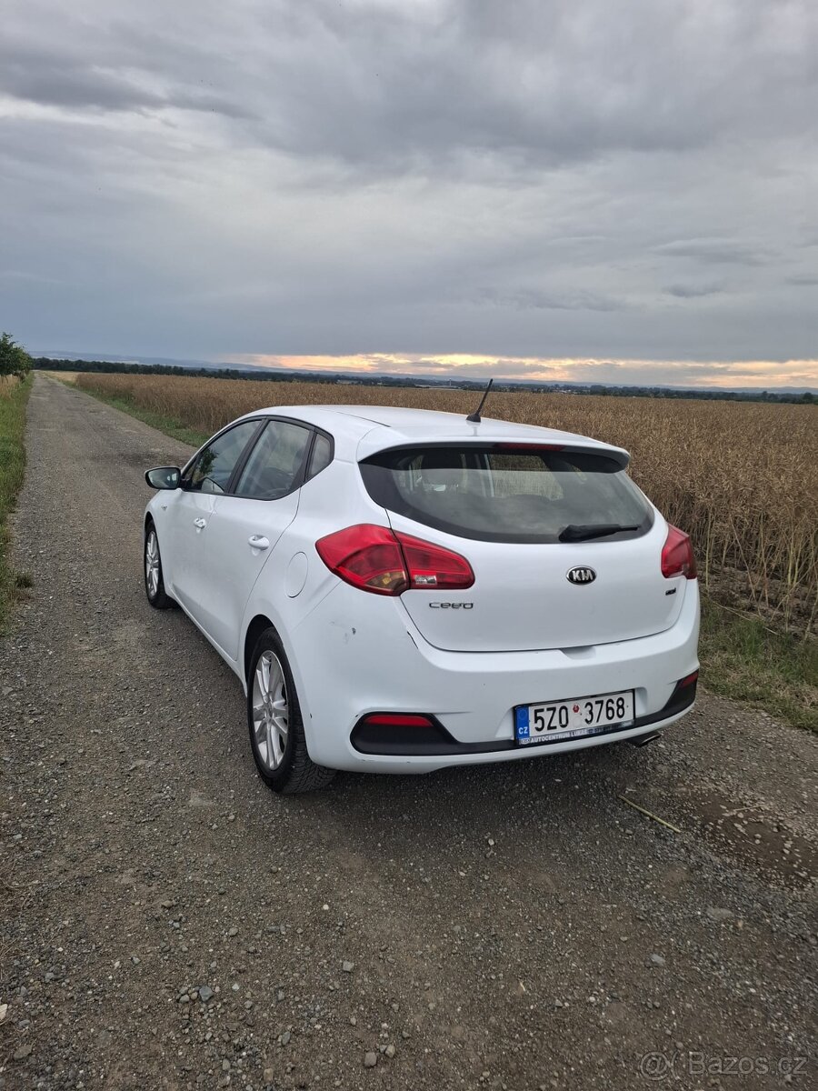 Prodám KIA CEE´D možný odpočet DPH - 4