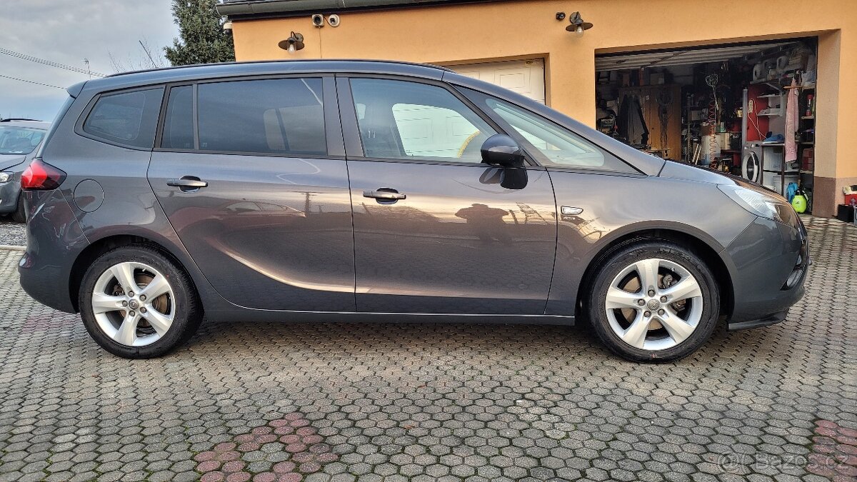 Opel Zafira 1,4i 103kW benzín - 4