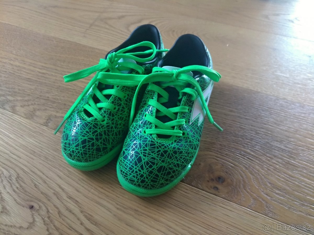 Sportovní i sálové boty vel. 26 - 4
