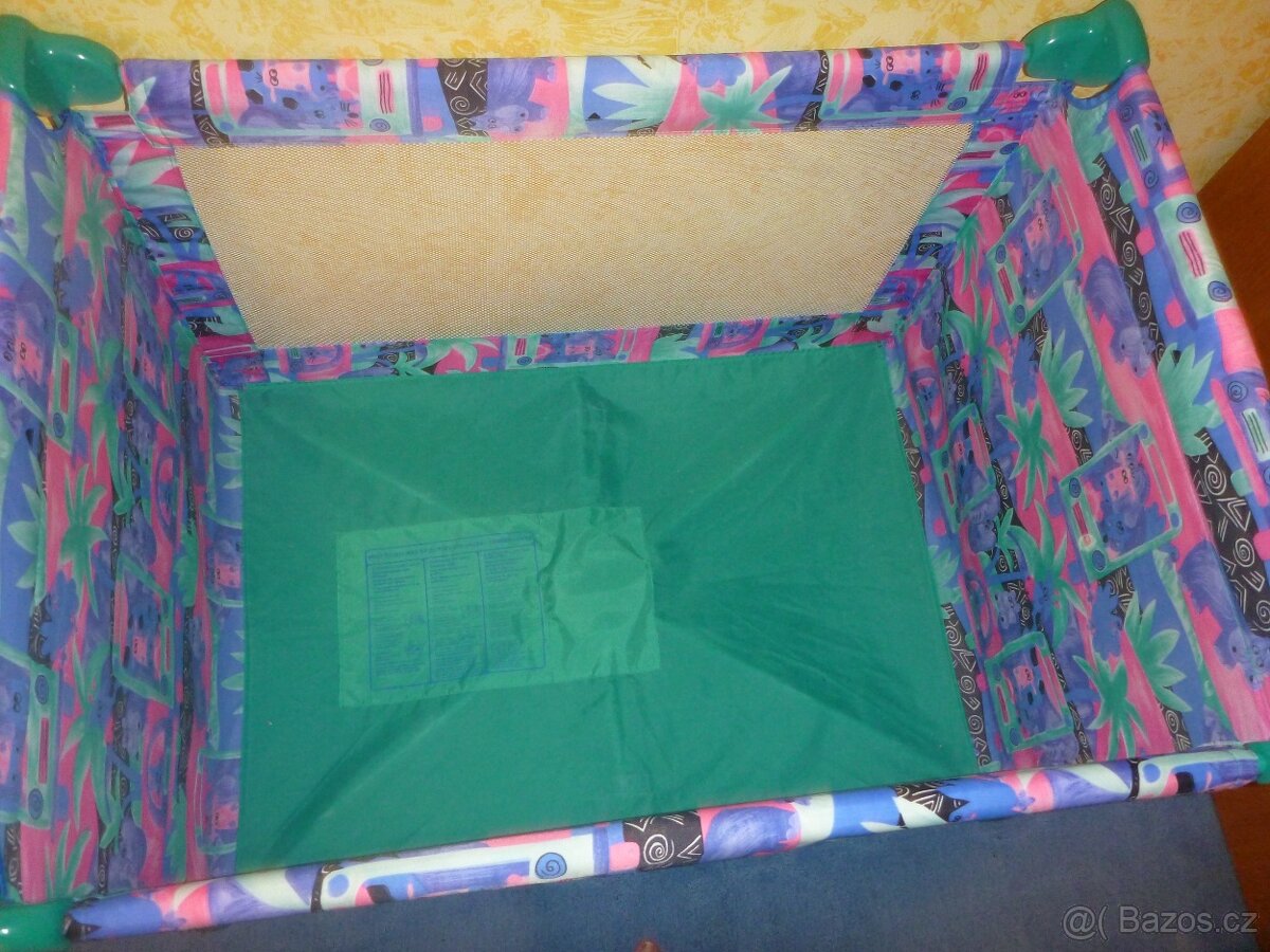 Prodám děts. skládací postýlku - 4