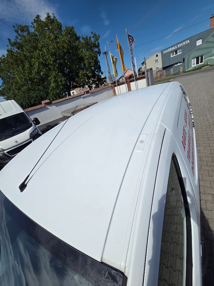 Malá dodávka Peugeot Partner - 4