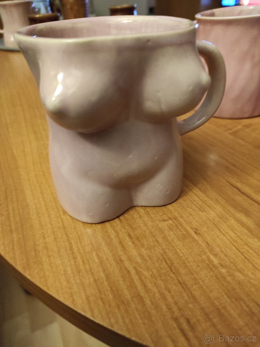 7x hrnek torzo zeny - 4