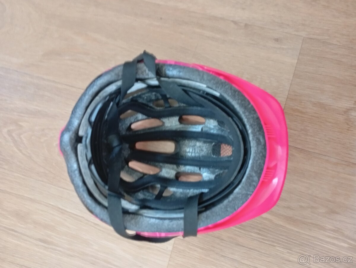 Cyklistická helma Giro - 4