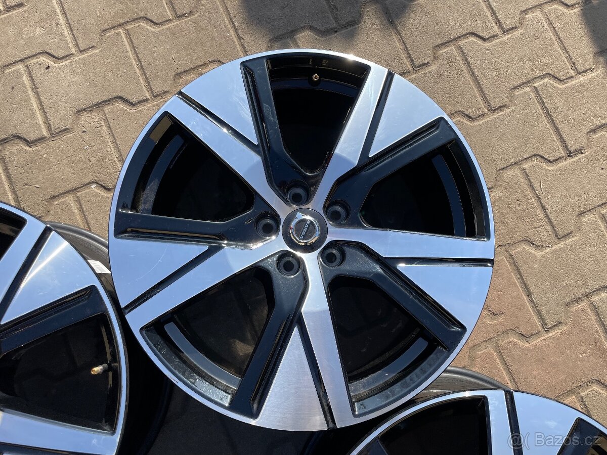 originální hliníkové disky VOLVO - 4