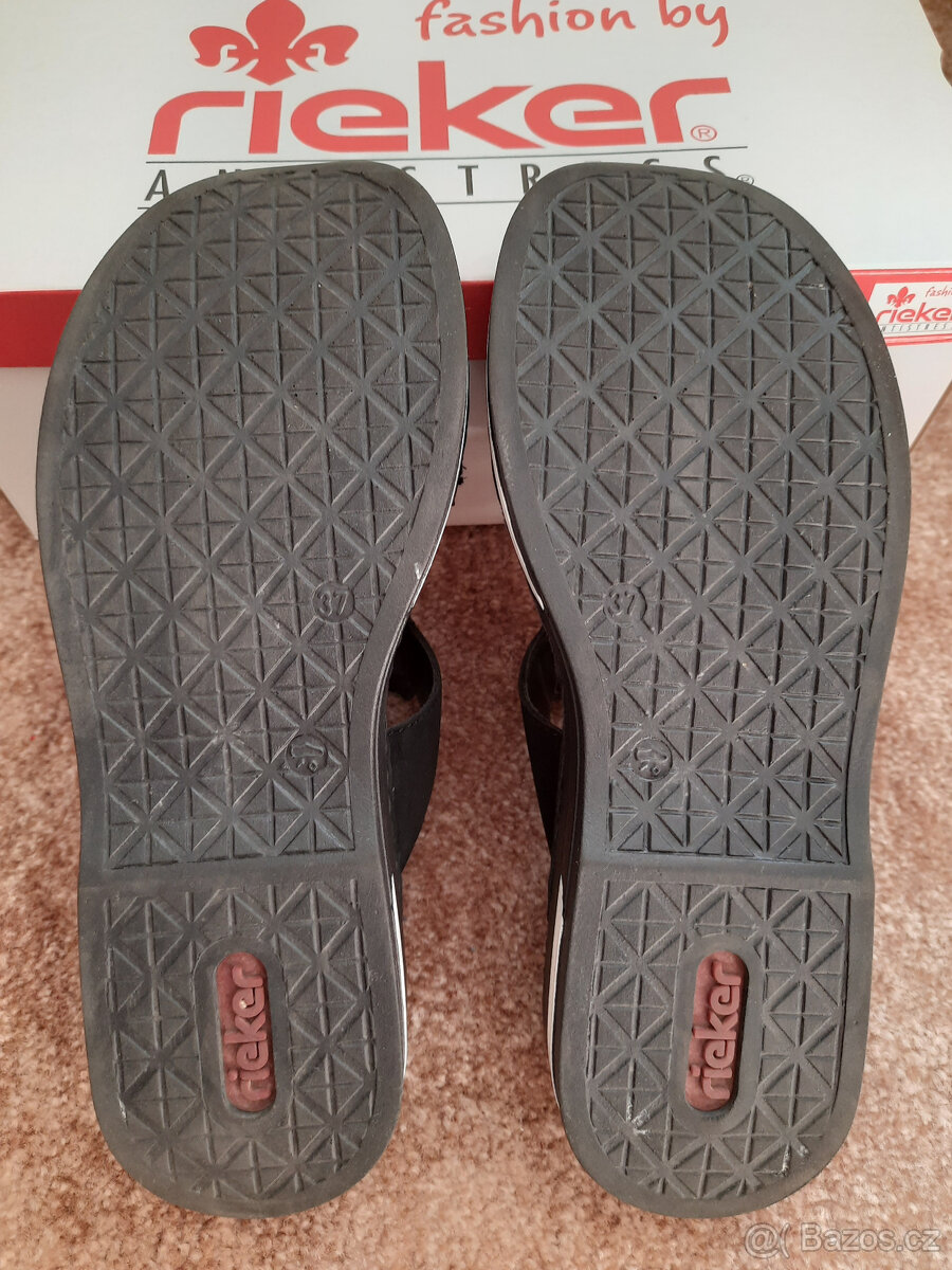 Dámské letní pantofle Rieker vel. 37 - 4