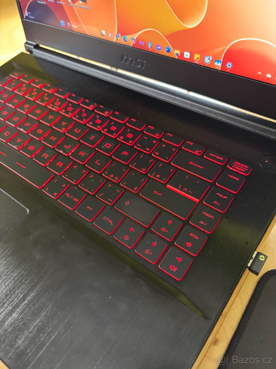 Herní Notebook MSI GF63 Thin 10UC-438XCZ - 4