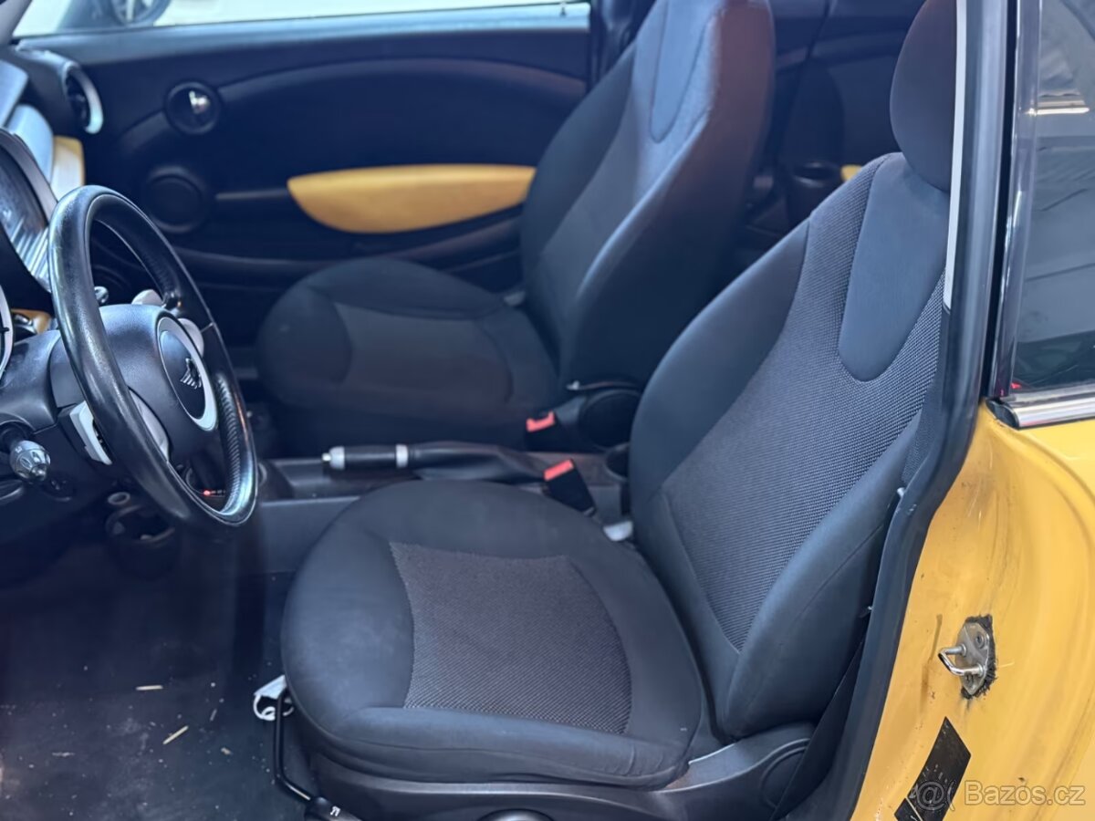 MINI COOPER 1.6 CLUBMAN - 4