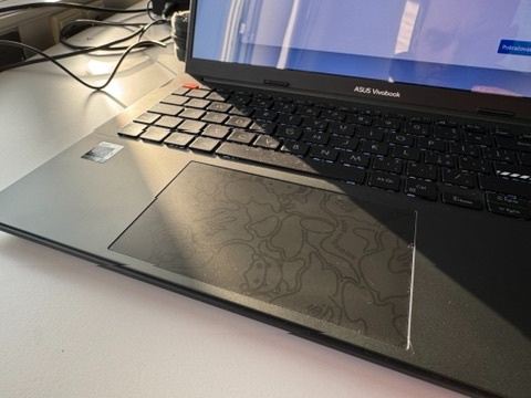 Prodám ASUS Vivobook S BAPE Edition - 4