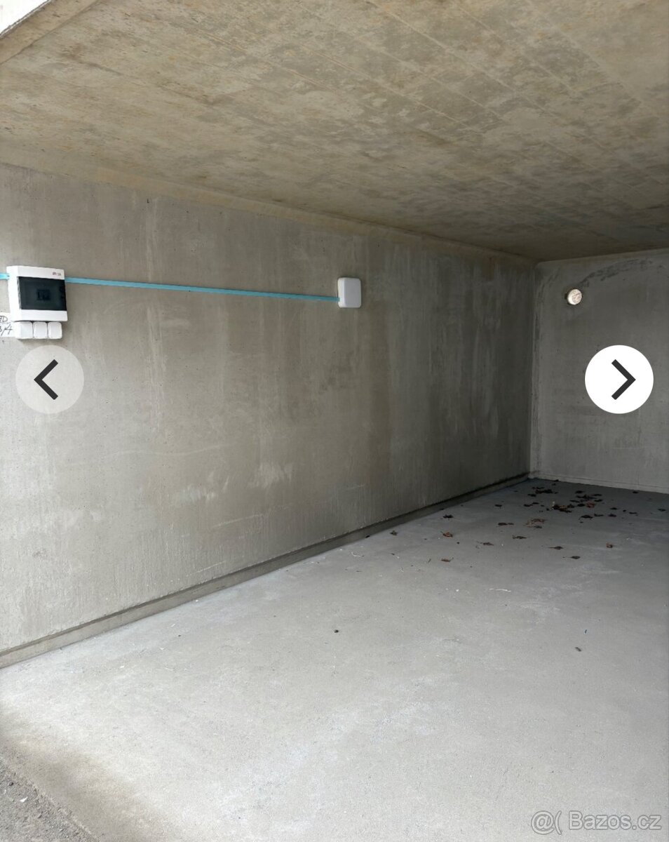 Garáž 6x3,4 =20,4 m2 - 4