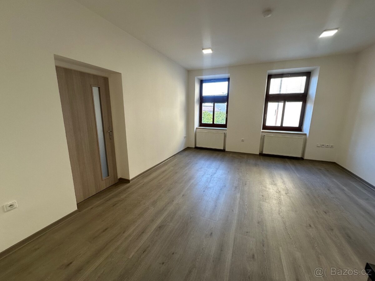 Byt k pronájmu 2+kk (43,6 m2) - 4