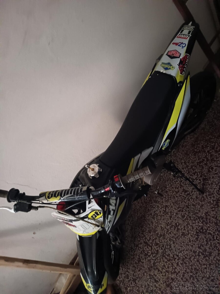 Pitbike Stomp YX 140 - 4