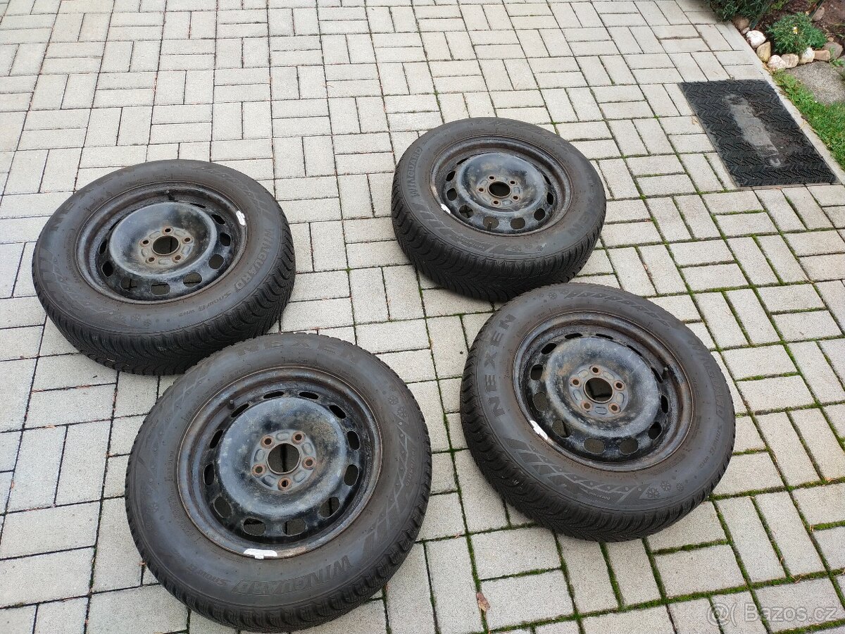 Zimní kola a gumy Ford Focus 195/65/R15 5x108 - 4