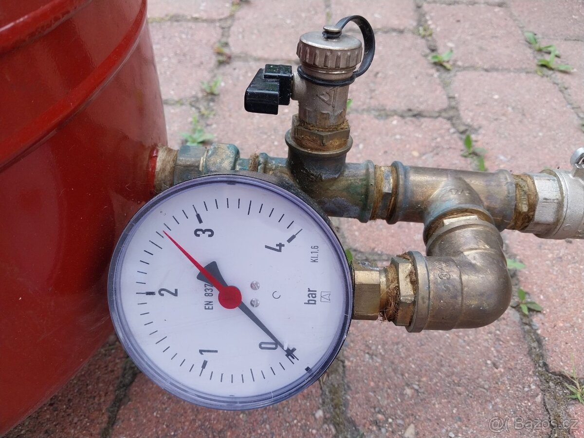 Topenářská soustava s funkčním oběhovým čerpadlem a expanzní - 4