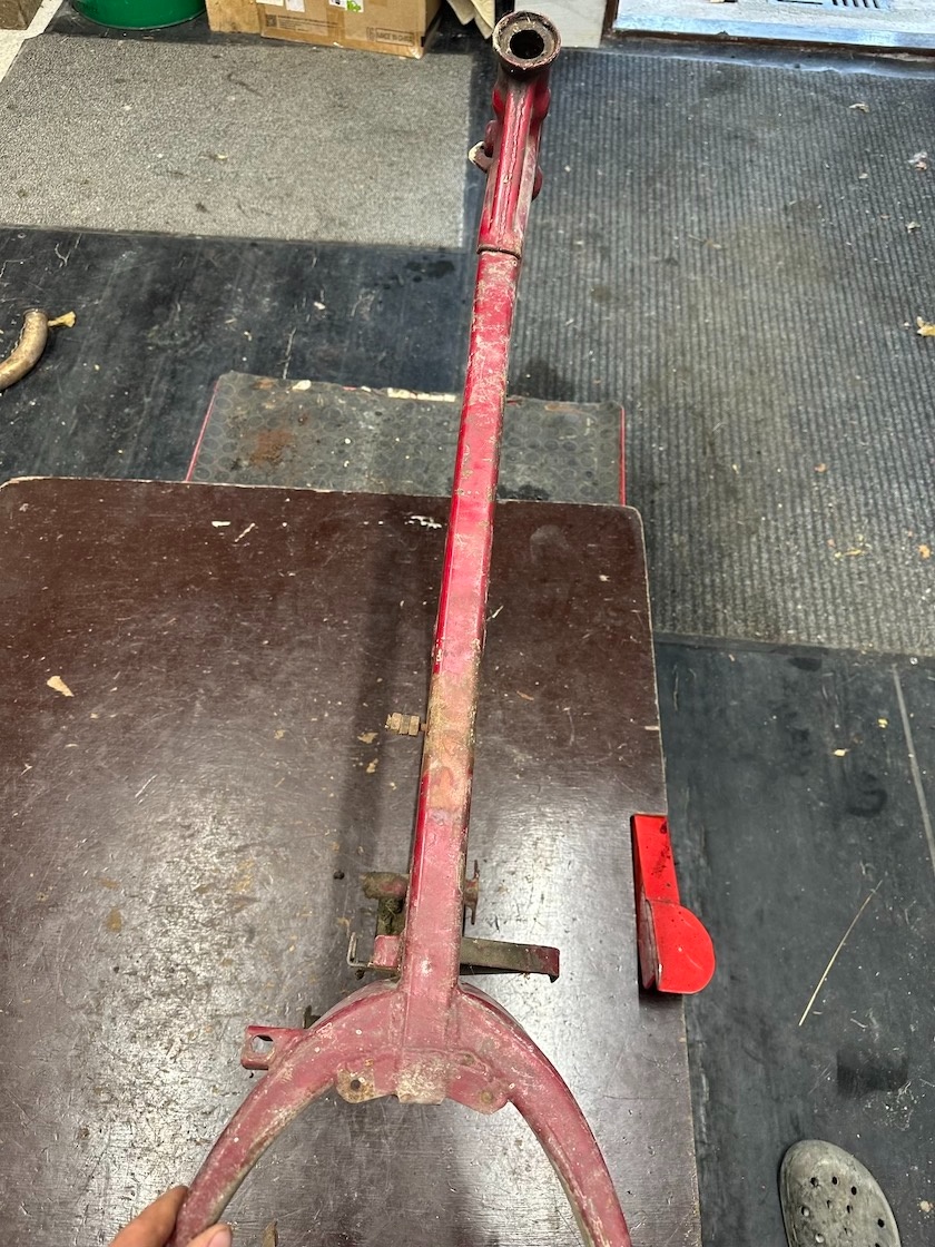 Predám RÁM, kostra motocyklu JAWA 250/353, krivý - 4