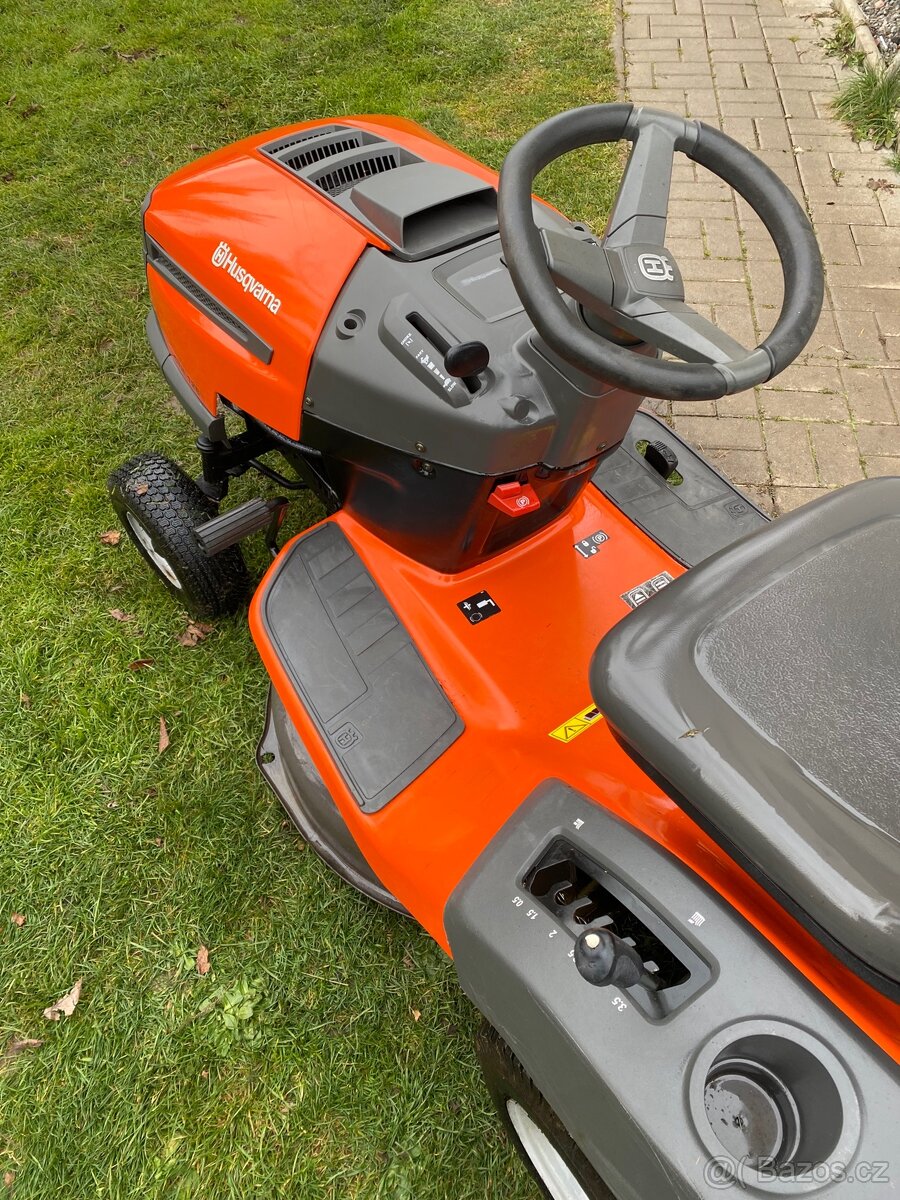 zahradní traktor Husqvarna CTH 126 - 4