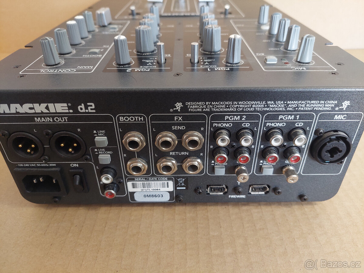 battle mixpult Mackie D.2 - 4