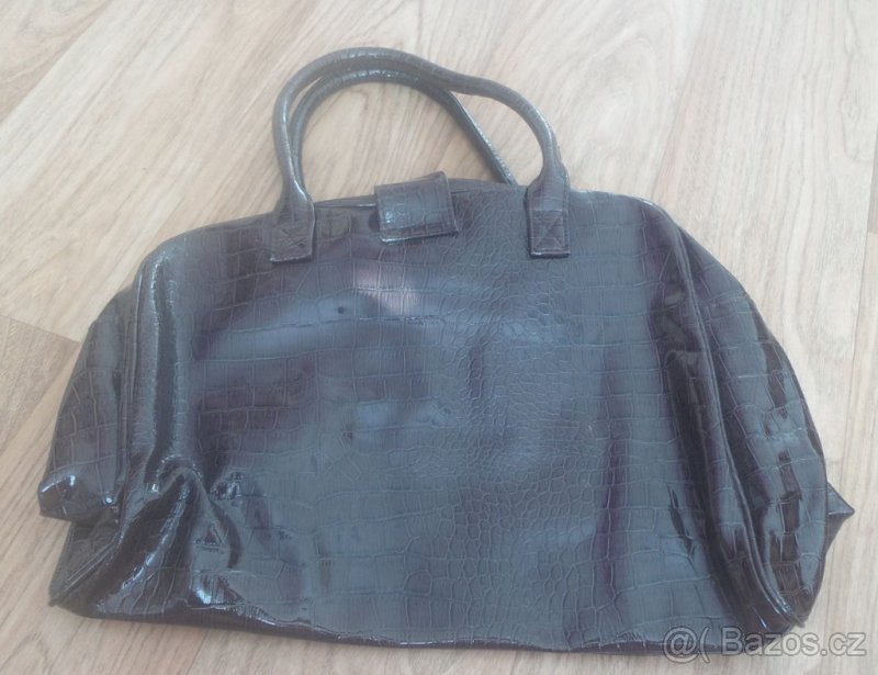 Prodám novou tmavě hnědou kabelku. - 4