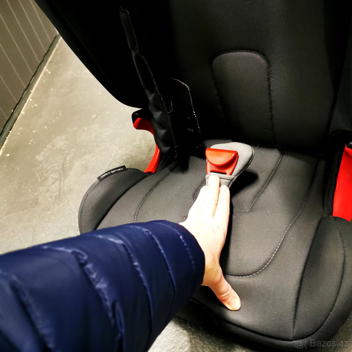 Römer Autosedačka KidFix II XP15-36 - 4