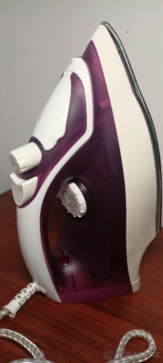 Žehlička ROHNSON R-332 - 4