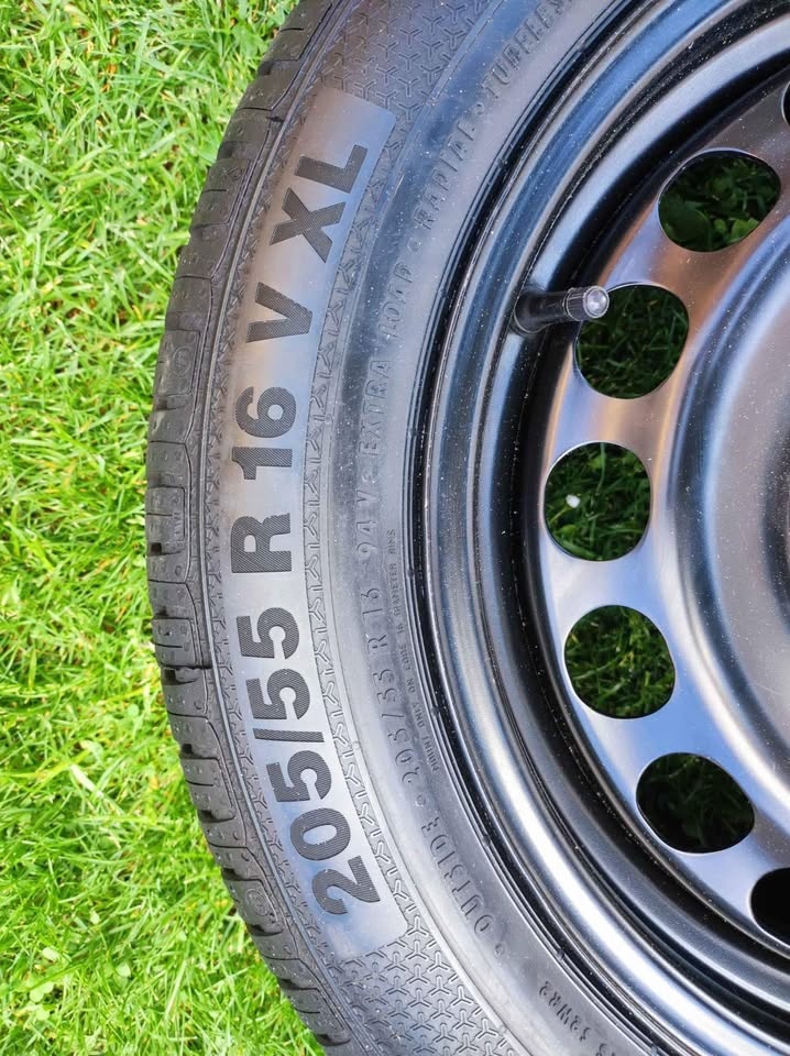 Barum 205/55 R 16 V XL + disk - 4