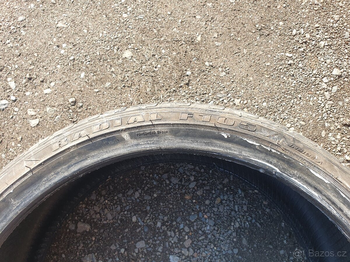 2x pneu 225/35 R20 - 4