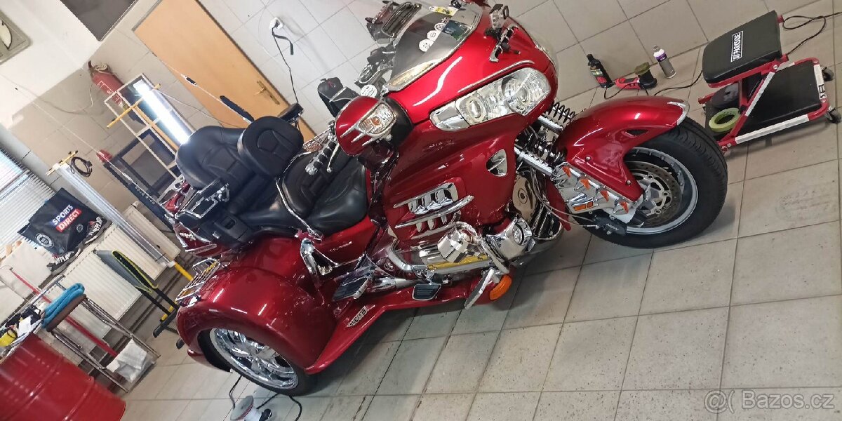 Honda Goldwing - 4