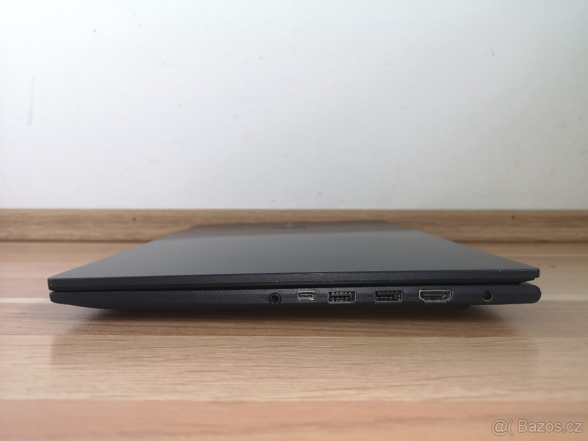 Osmijádrový notebook Asus Vivobook 15 X1502V - 4