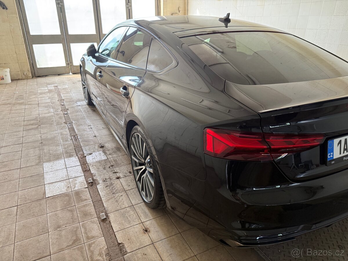 Audi A5 45TFSI quatro sline laser - 4