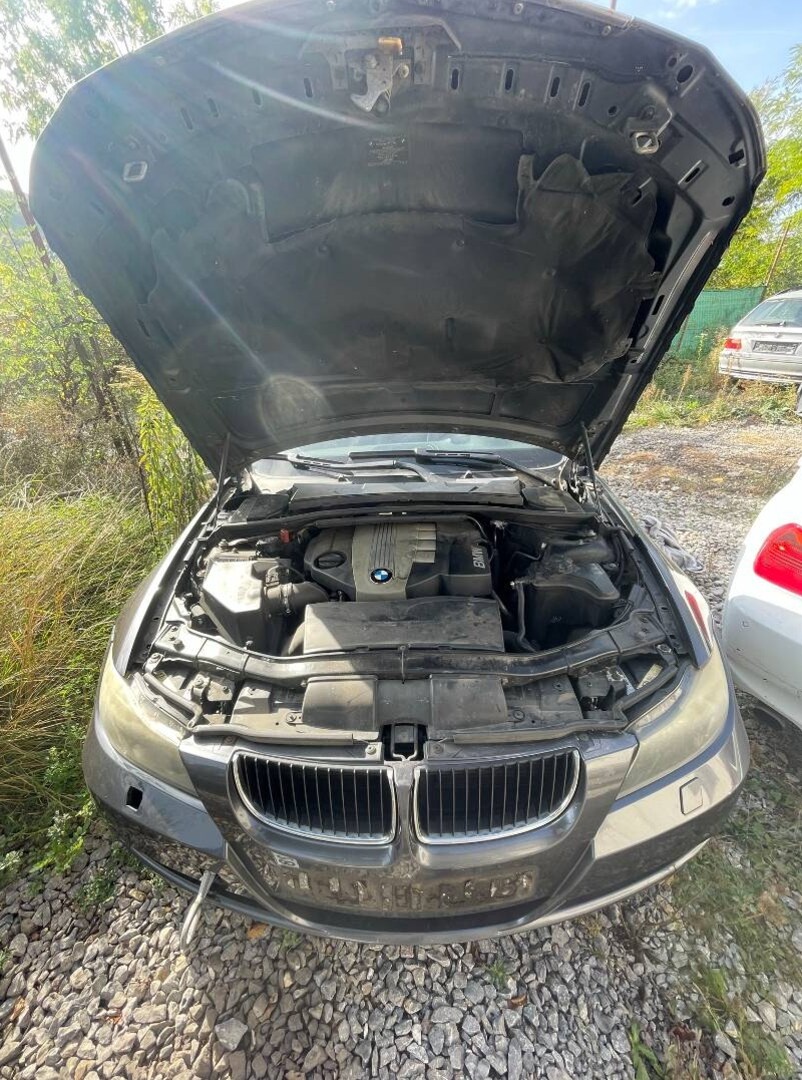 Náhradní díly BMW E91 320d sparkling graphite met. - 4