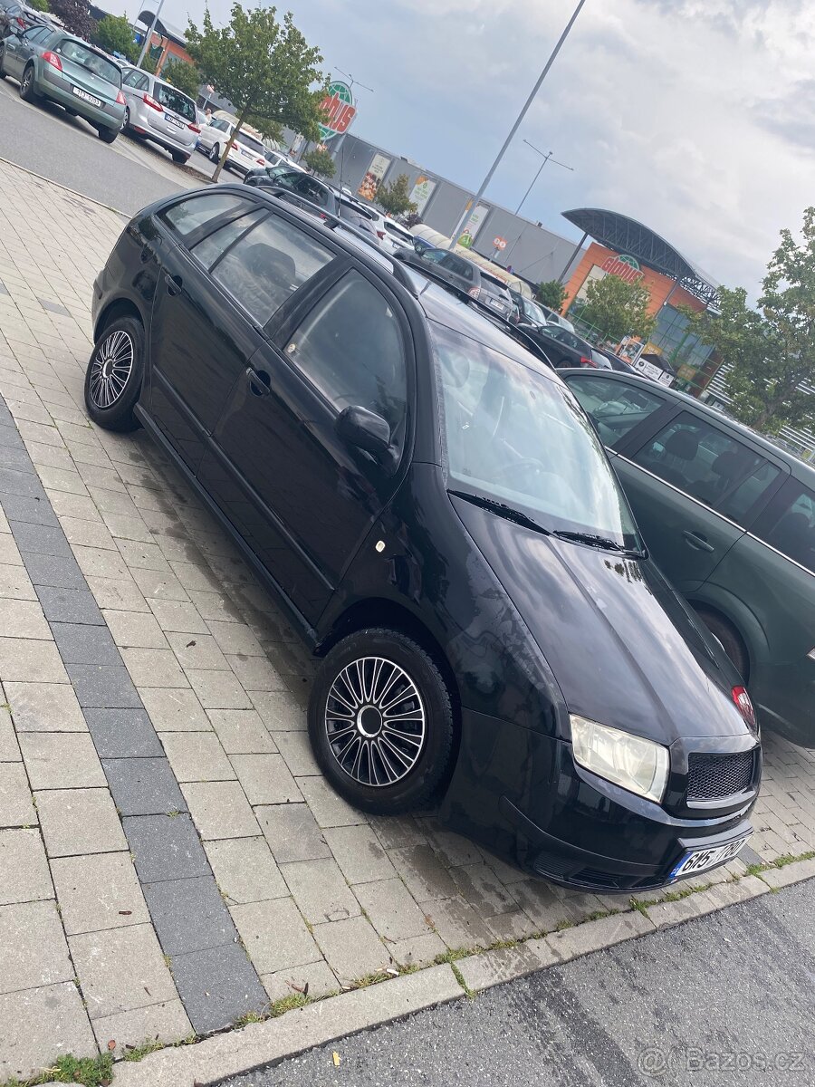 Škoda fabia 1.4 - 4