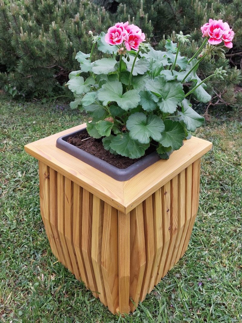 Dřevěný obal na hranaté květináče, modřínový - 4