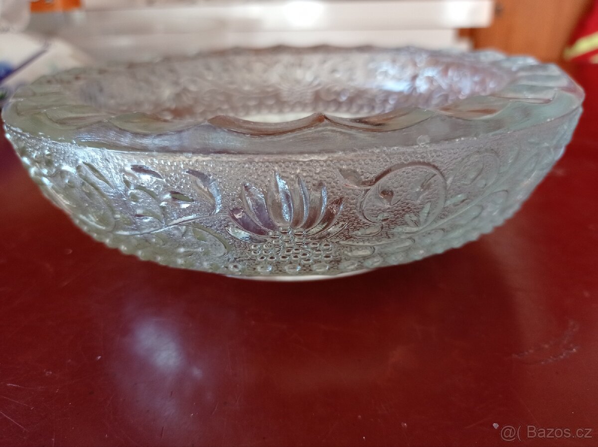 Skleněný popelník - 4