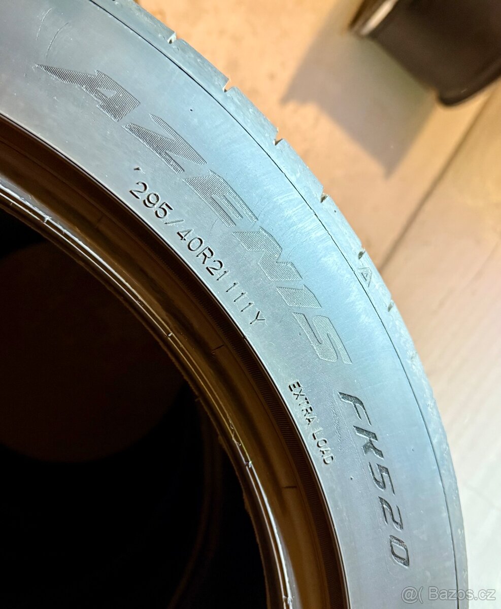 Letní sada 4ks 295/40 R21 XL Falken Azenis - 4