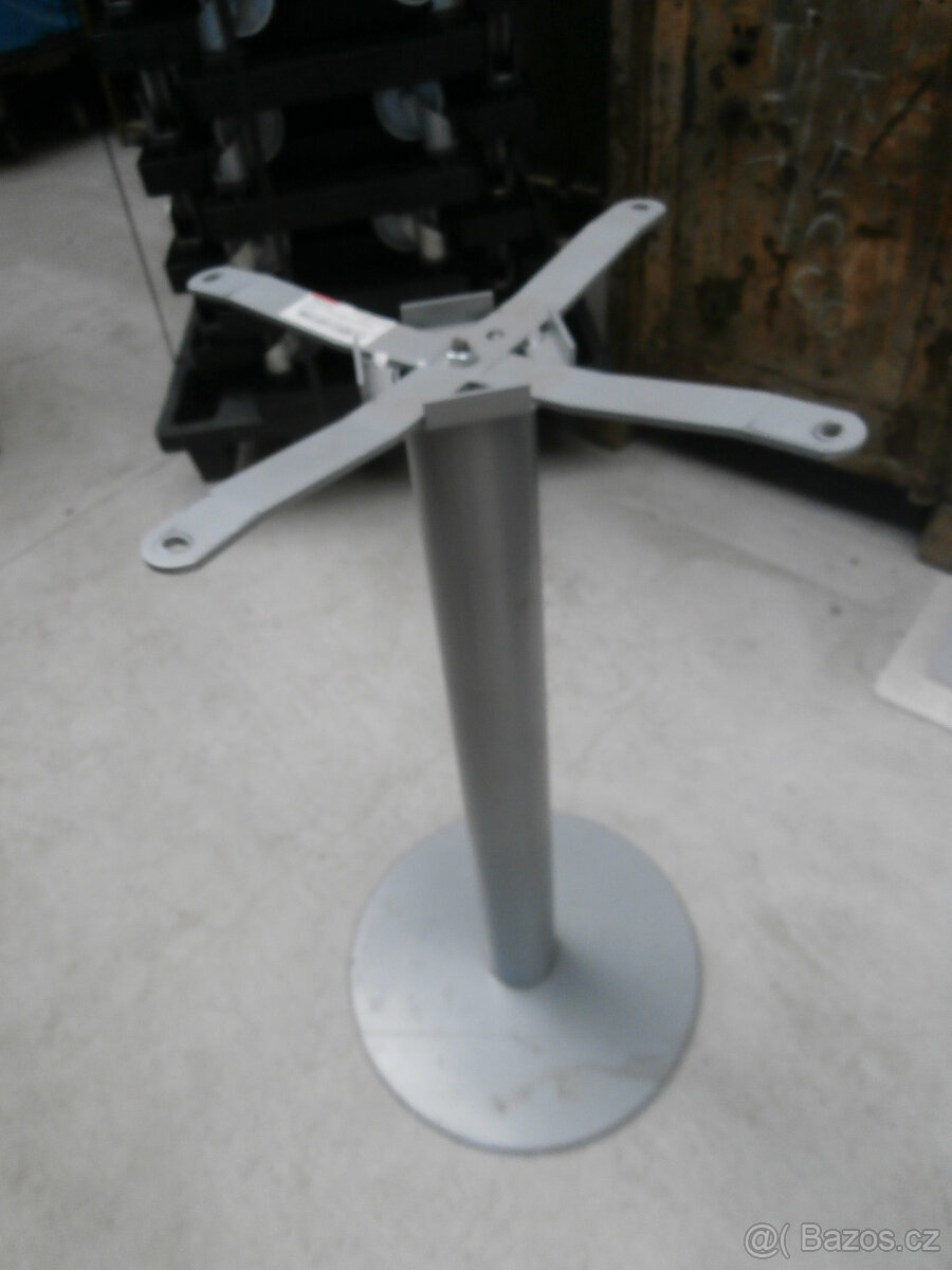 Stůl kulatý TECHO na bytelné kovové noze za 800 kč - 4