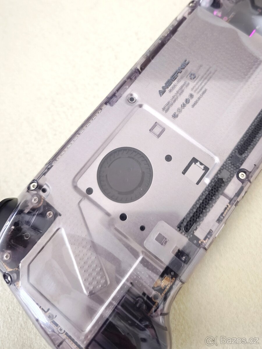 Herní konzole Anbernic RG557 handheld + pouzdro - 4