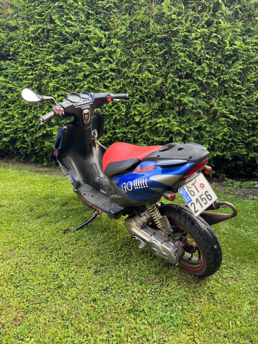 Yamaha aerox 50 - 4