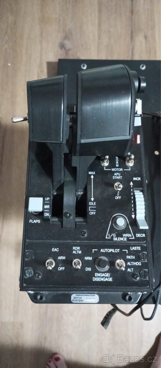 Thrustmaster HOTAS Warthog + Wheel Stand Pro (A-10C Replica) - 4