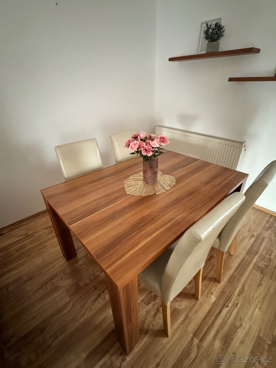 Kuchyne + jídelna a obývák - 4