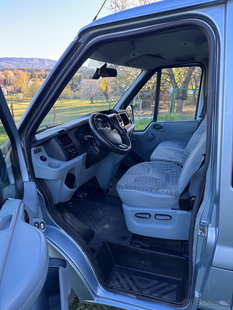 Ford Transit - 4