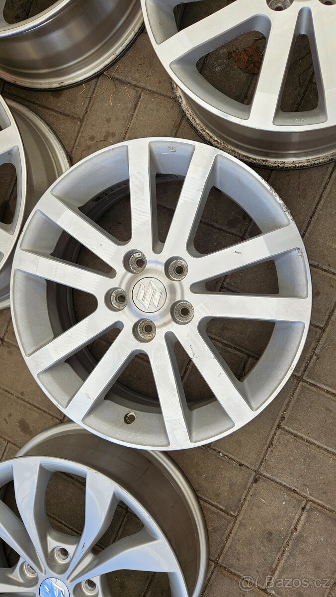 Sada Alu Disků 5x114.3 R17 Suzuki - 4