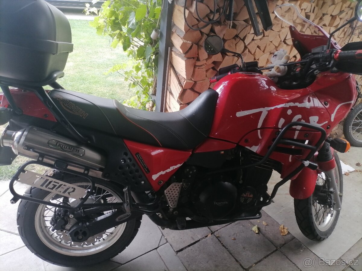 Triumph tiger 900 - 4
