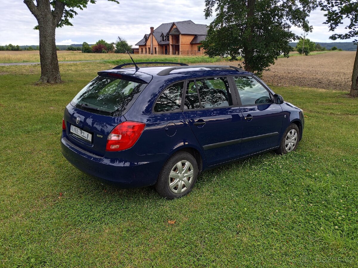 Škoda fabia 2 facelift combi - 4