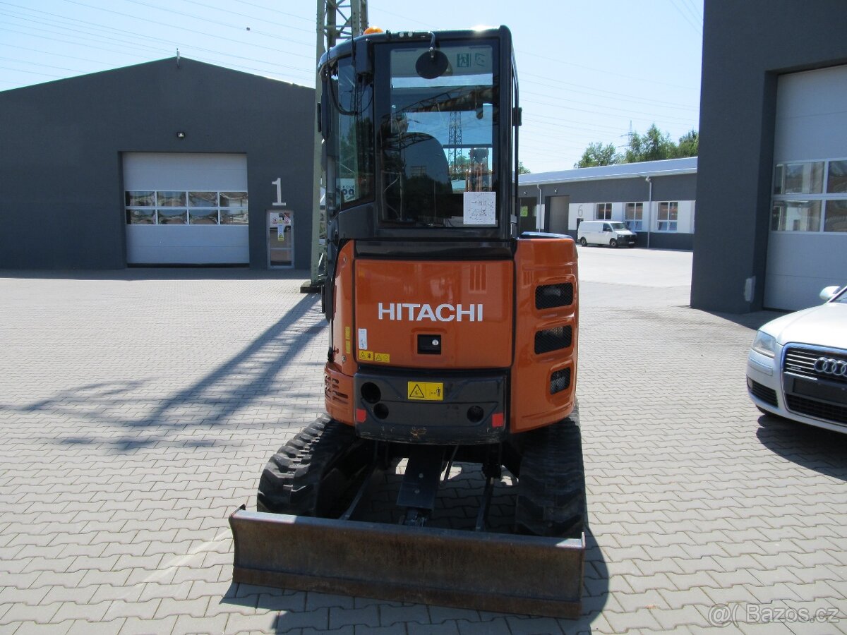 Hitachi ZAXIS 26U - 4