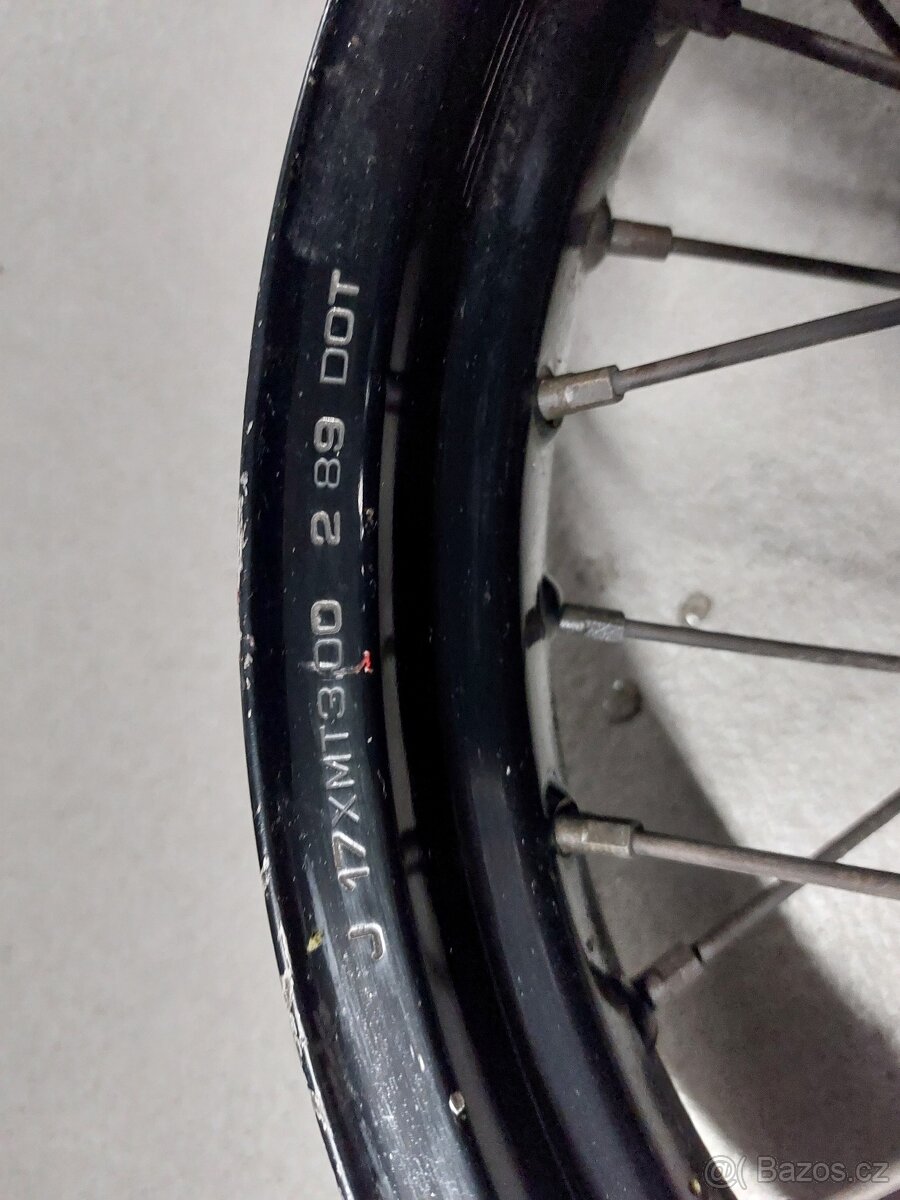Yamaha zadní kolo MT 3.00 x 17