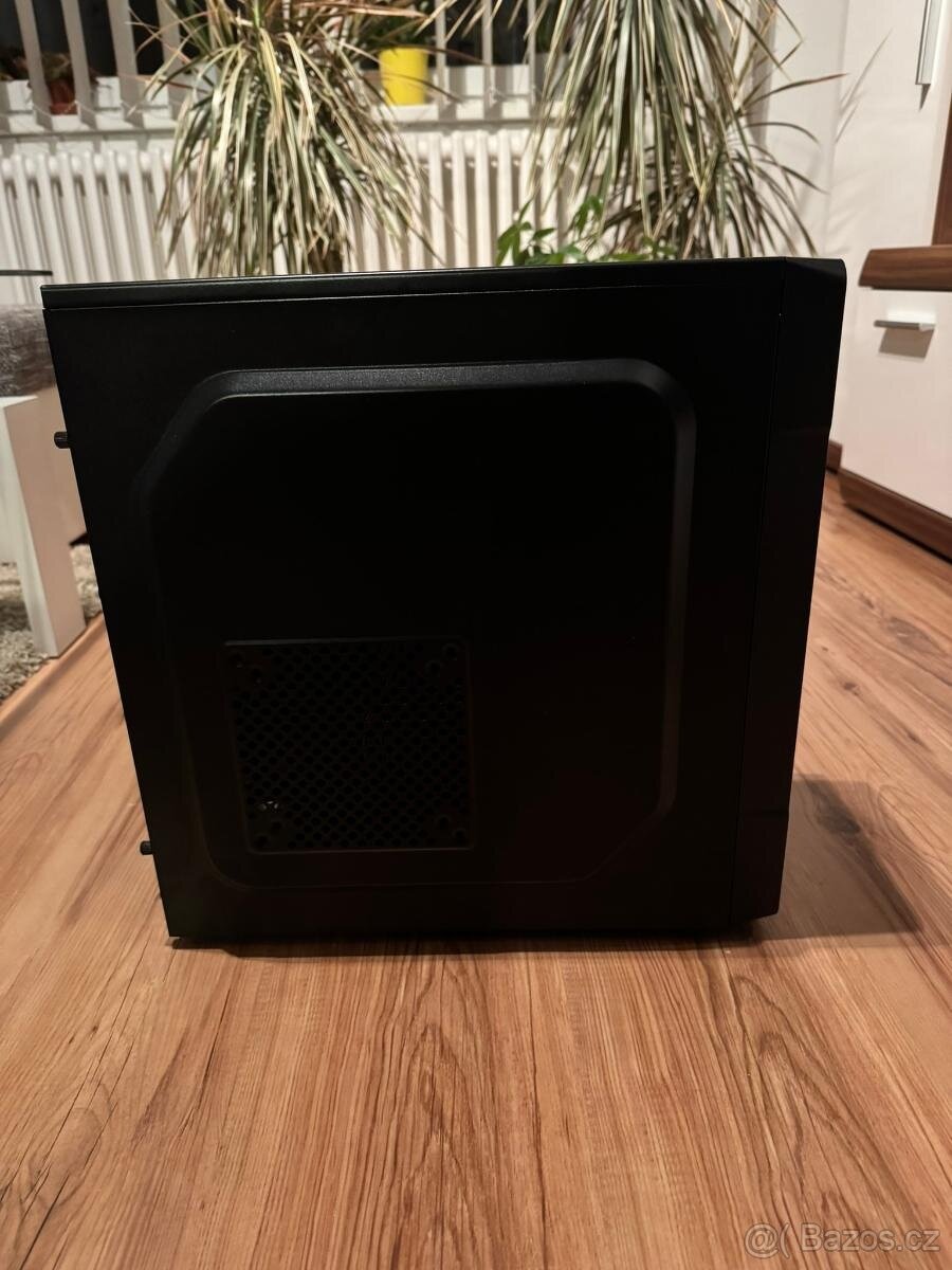 PC skříň / case Spire Supreme 1614 – jako nová, ATX / mATX - 4
